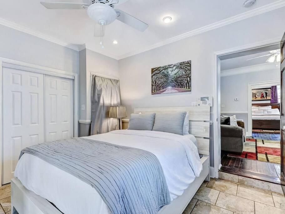 Historic Savannah Gold Private Condo With Pool - 2Bed, 1&Half Bath, Sleeps 6, 1St Floor, 15 Min Walk To Historic Savannah Center And All Attractions Exteriör bild