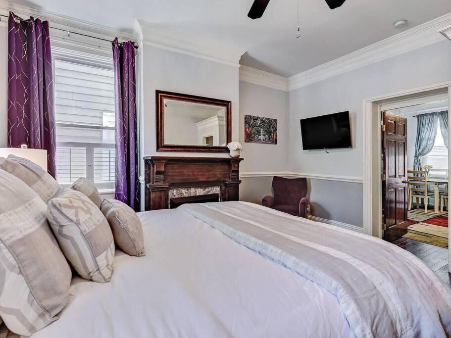 Historic Savannah Gold Private Condo With Pool - 2Bed, 1&Half Bath, Sleeps 6, 1St Floor, 15 Min Walk To Historic Savannah Center And All Attractions Exteriör bild